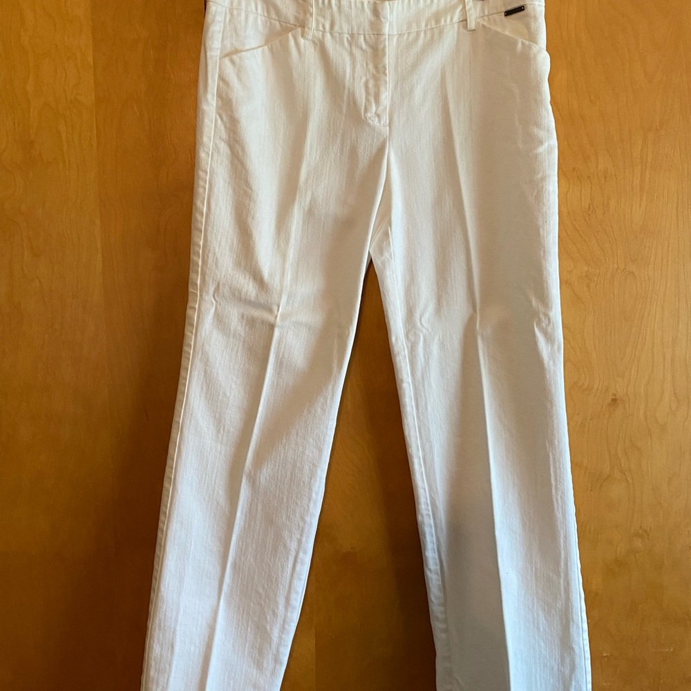 New York & Company White Straight-Leg Women’s Jeans/Pants